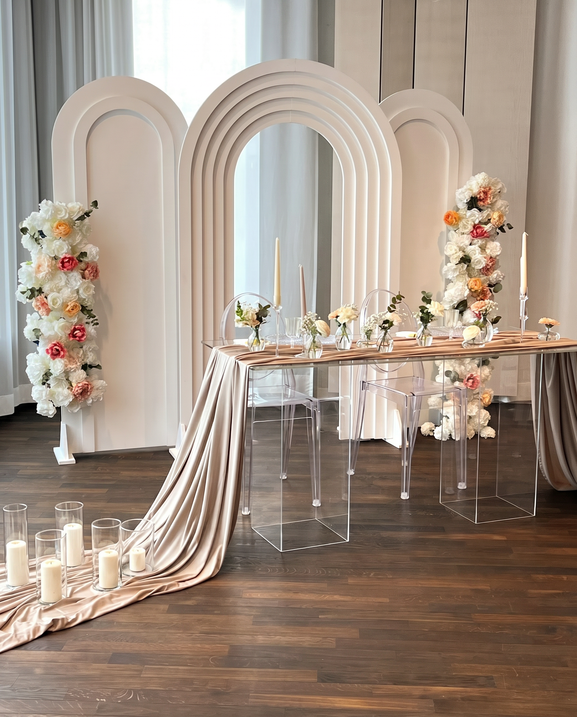 Festlich eingedeckte Hochzeitstafel im SAAL EINS Tübingen